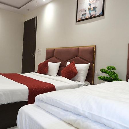 Hotel De Hocks Deluxe - New Delhi Railway Station Экстерьер фото