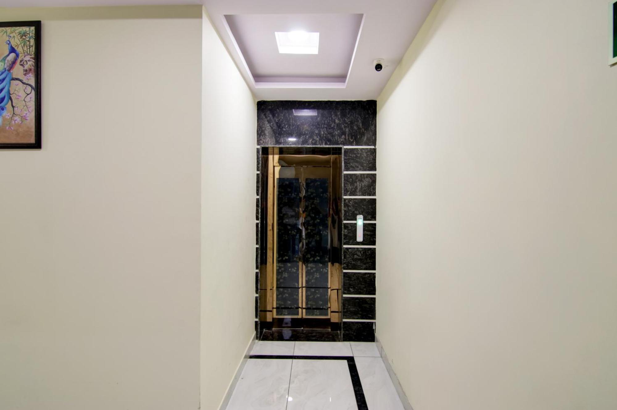 Hotel De Hocks Deluxe - New Delhi Railway Station Экстерьер фото