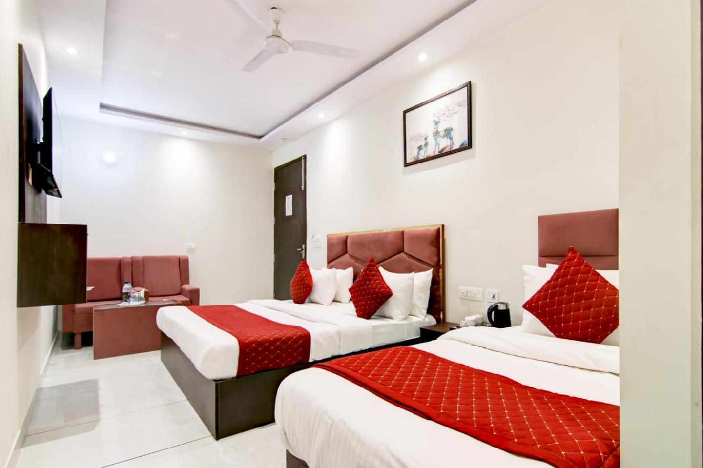 Hotel De Hocks Deluxe - New Delhi Railway Station Экстерьер фото