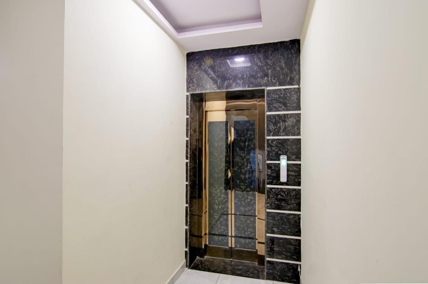 Hotel De Hocks Deluxe - New Delhi Railway Station Экстерьер фото